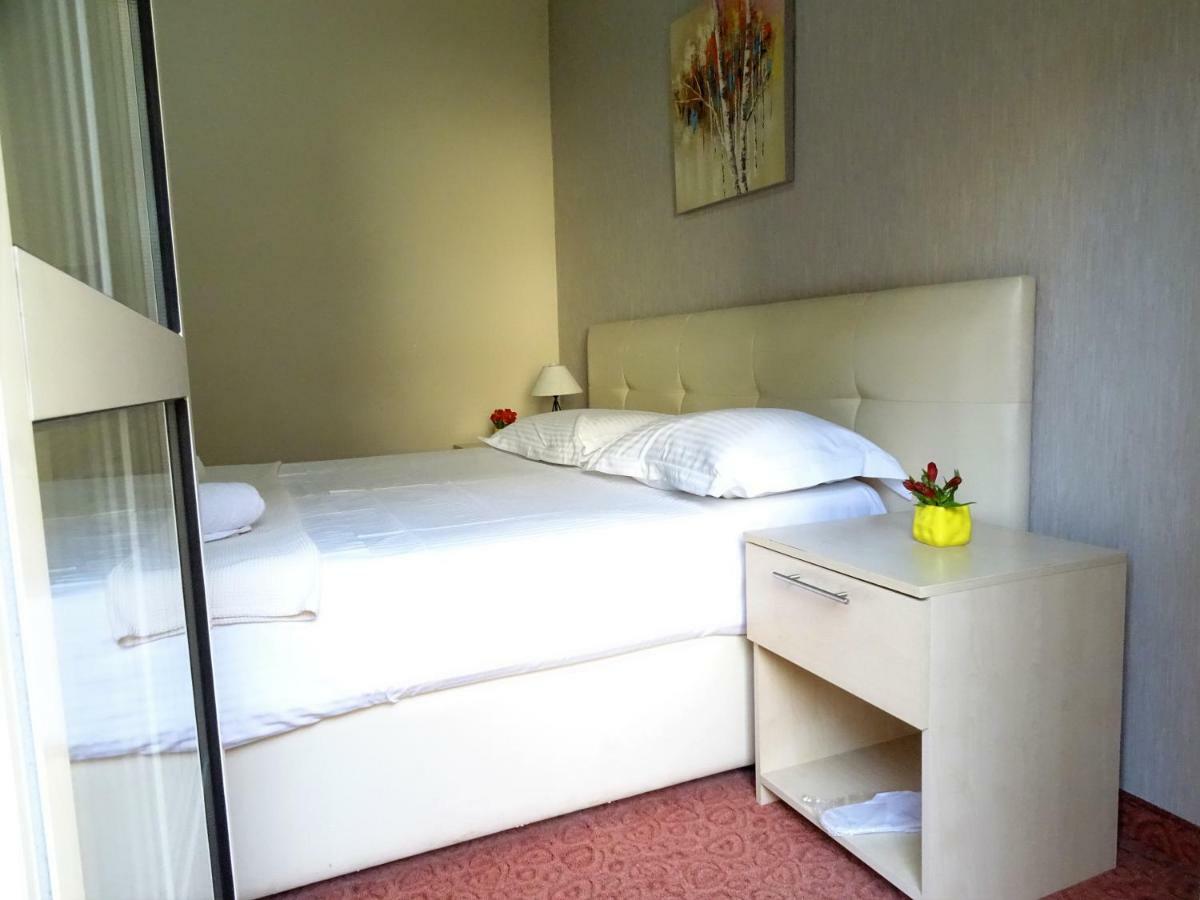 Hotel Signature Idea 3*